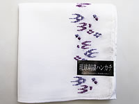 琉球刺繍ハンカチ（絣柄・白）